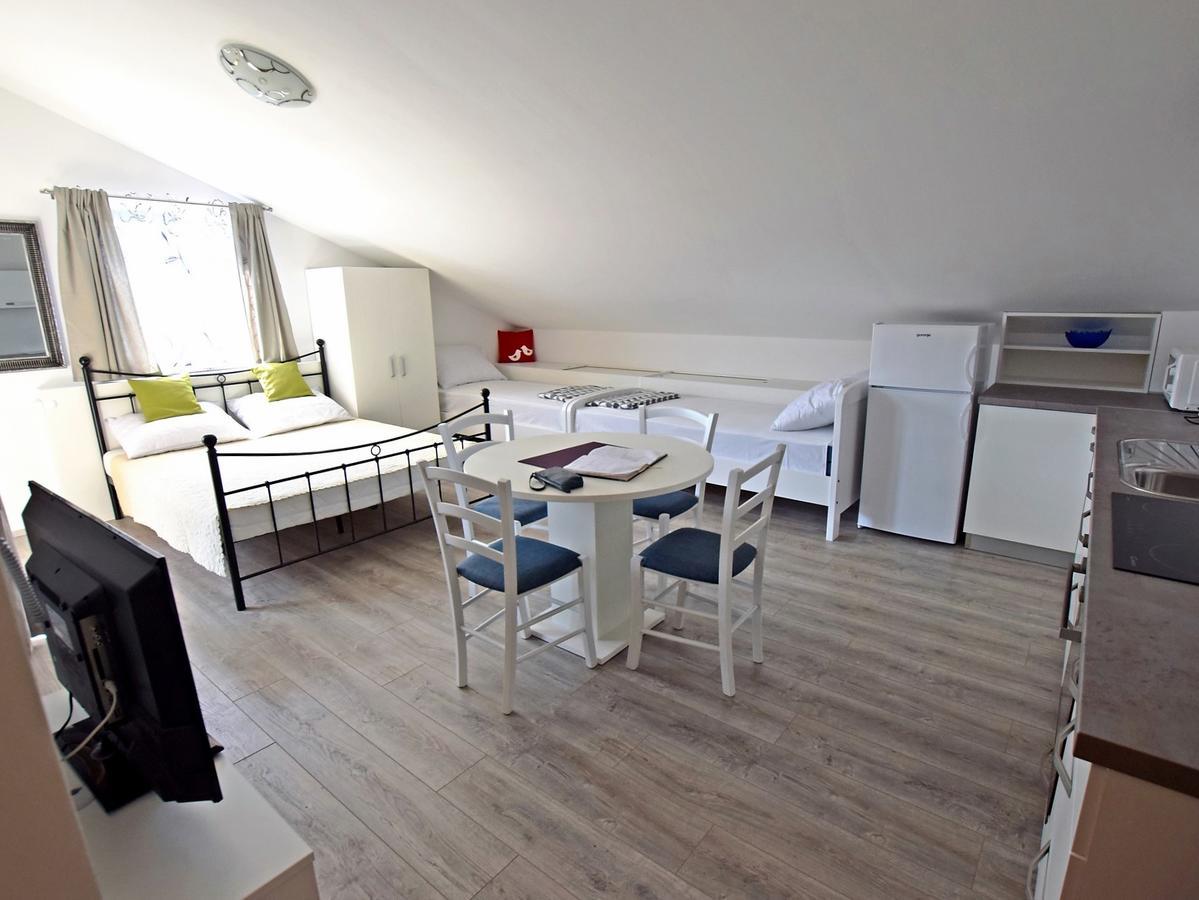 Apartman Branka ستاريغغاد باكلينتسا المظهر الخارجي الصورة